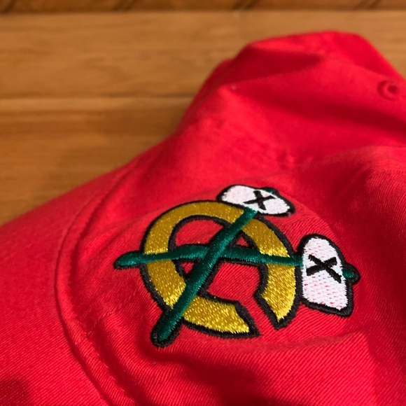 Chicago Blackhawks Embroidered Hat Brand New - Picture 7 of 7